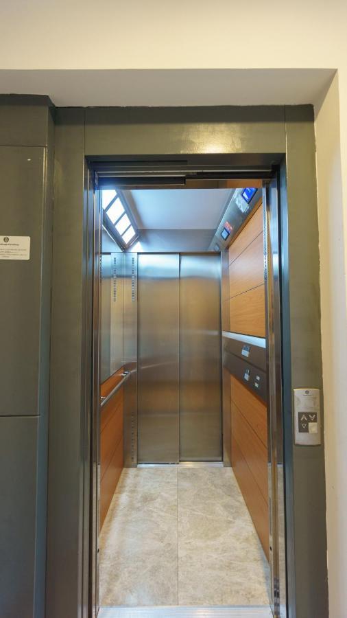 Rentalsevilla Coqueto Apartamento Con Terraza Privada المظهر الخارجي الصورة